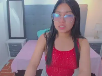 Chaneelstark  live sex cam
