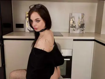 Sinnersselene  live sex cam