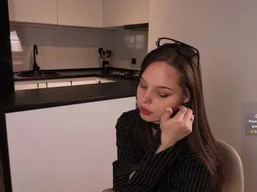 Sinnersselene  live sex cam