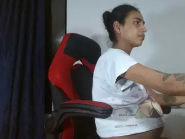 Sweetangel2582  live sex cam
