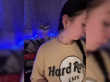 AureliyXXX  live sex cam