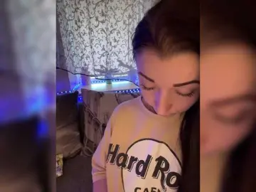 AureliyXXX  live sex cam