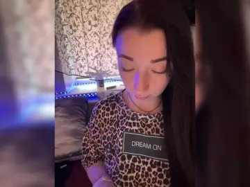 AureliyXXX  live sex cam