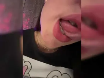 AureliyXXX  live sex cam