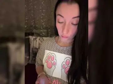 AureliyXXX  live sex cam