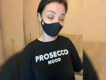 Barsi8  live sex cam
