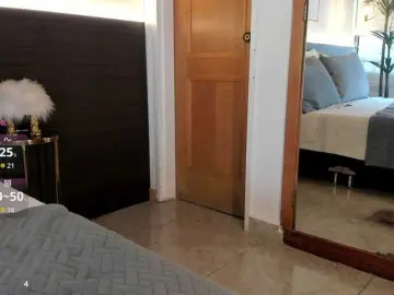 Gabyvega  live sex cam