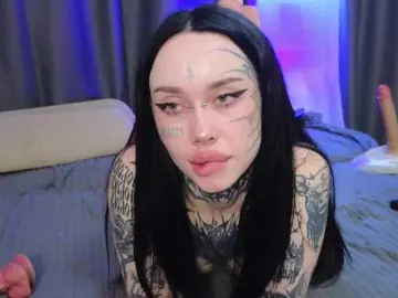 Somniya  live sex cam