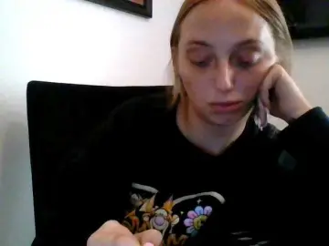 BabyKoko  live sex cam