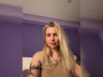 Ketty2  live sex cam