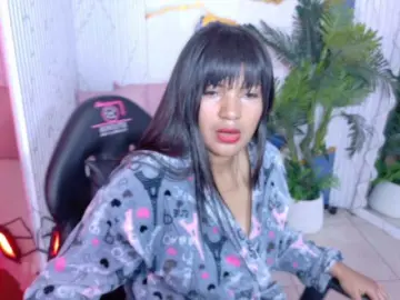 Lexy-tay  live sex cam