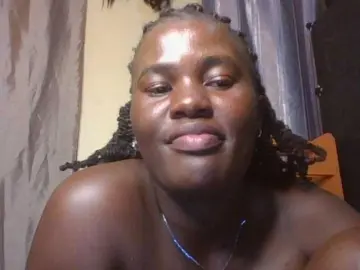 Luckybitch  live sex cam