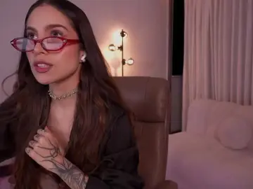 MarianneLane  live sex cam