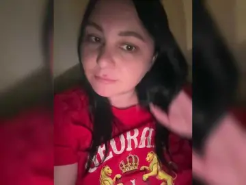 NikaShain  live sex cam