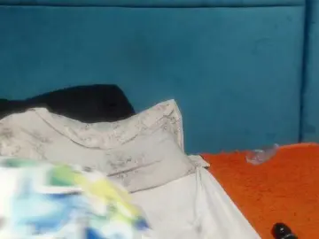 Sheila80  live sex cam