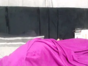 Sheila80  live sex cam