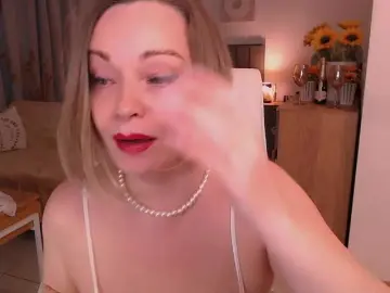 Tilly-Eliot  live sex cam