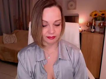 Tilly-Eliot  live sex cam