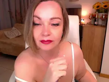 Tilly-Eliot  live sex cam