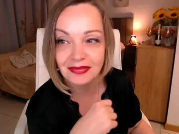 Tilly-Eliot  live sex cam
