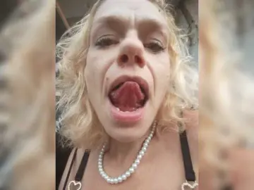 Evittaellite1-  live sex cam