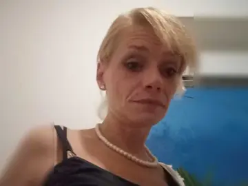 Evittaellite1-  live sex cam