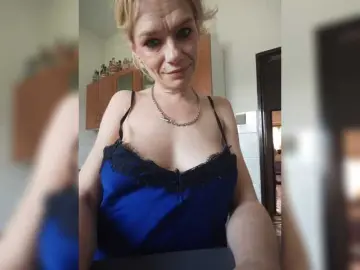 Evittaellite1-  live sex cam