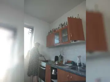 Evittaellite1-  live sex cam