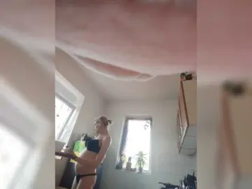Evittaellite1-  live sex cam