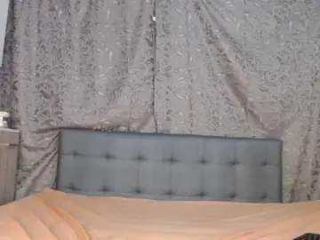 Soe-lara  live sex cam