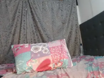 Soe-lara  live sex cam