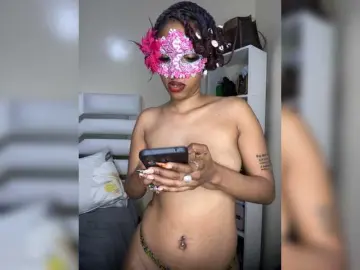 TheCherrybomb  live sex cam