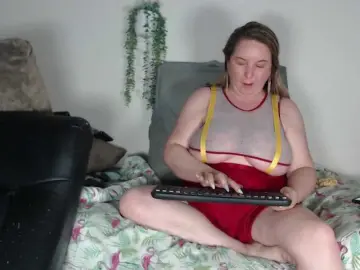 Titanic-tits  live sex cam