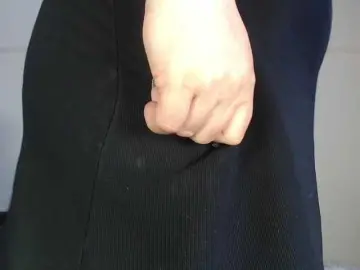 Titanic-tits  live sex cam