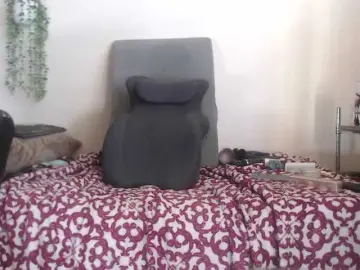 Titanic-tits  live sex cam