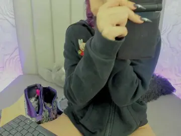 AlexaFoxy18  live sex cam