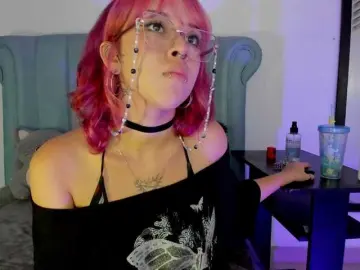 AlexaFoxy18  live sex cam