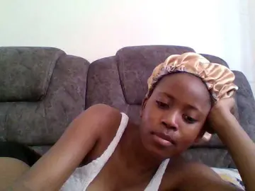 Bad-gyl  live sex cam