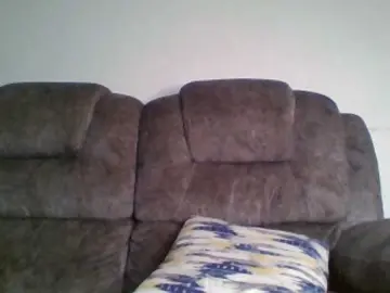 Bad-gyl  live sex cam