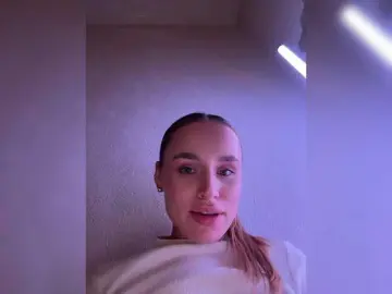 Enchantix  live sex cam