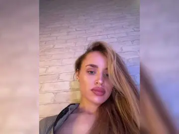 Enchantix  live sex cam