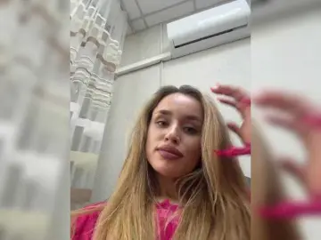 Enchantix  live sex cam