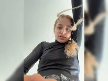 Enchantix  live sex cam