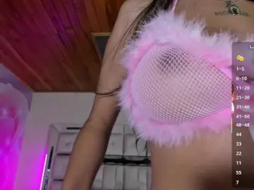 Caliope-99  live sex cam