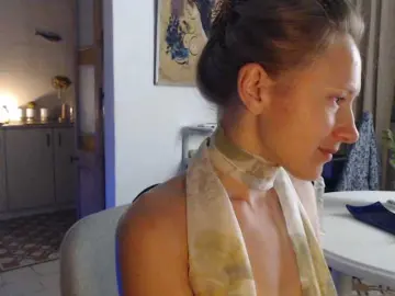 Lilcumminfox  live sex cam