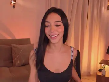 IsabellaLux-  live sex cam