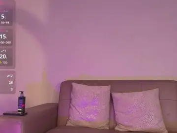 MegaCollins  live sex cam