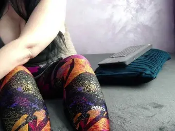 MorenaKataly  live sex cam