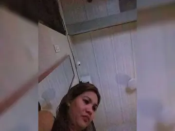 PhantomRose  live sex cam