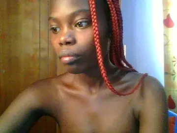 Sweet-petite  live sex cam